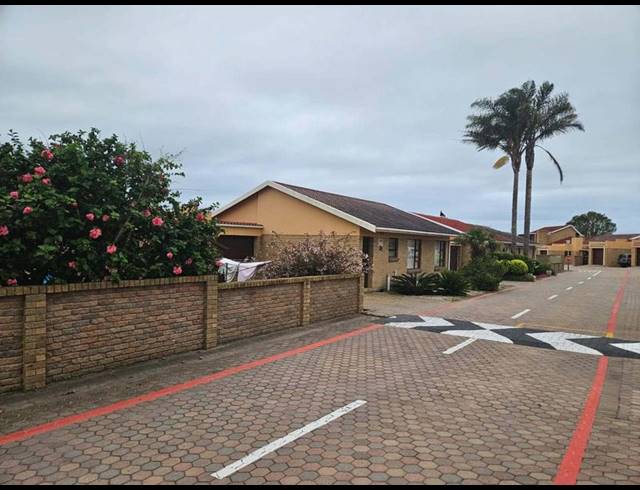 2 BEDROOM TOWNHOUSE FOR SALE IN HEIDERAND